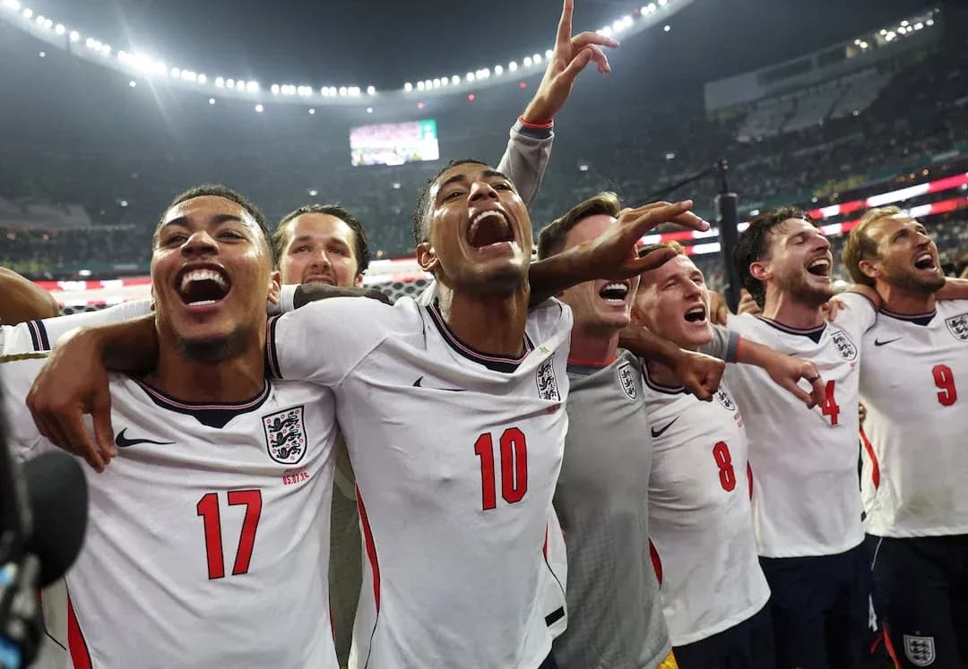 Jugadores de Inglaterra celebrando una victoria