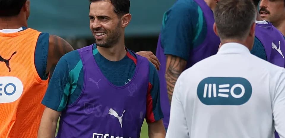 Jugadores durante sesión de entrenamiento en grupo