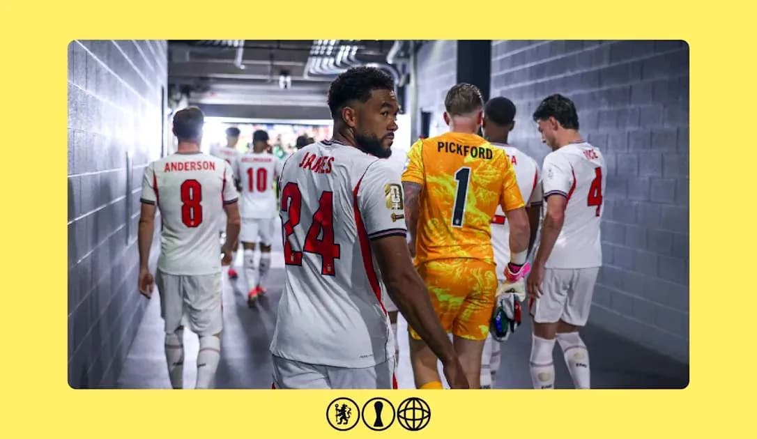 Jugadores saliendo del túnel antes del partido