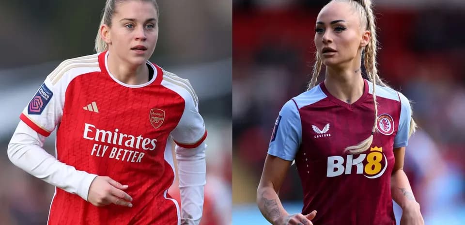 Jugadoras de Aston Villa y Arsenal durante el partido