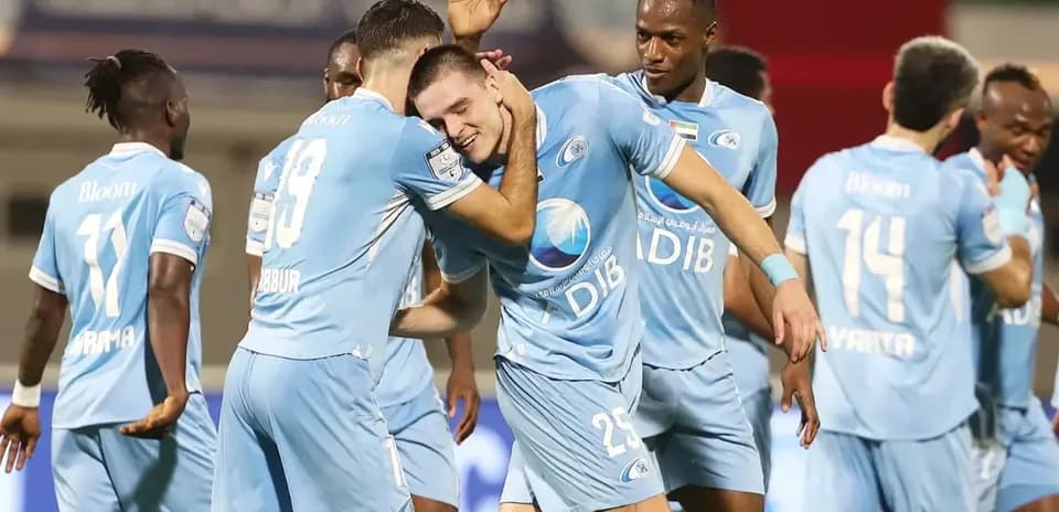 Celebración de jugadores del equipo en partido