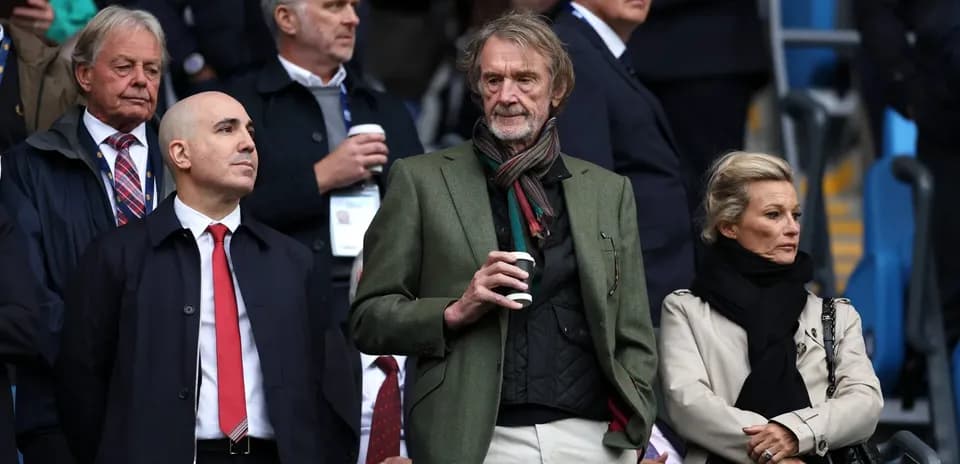 Espectadores en el estadio durante un evento deportivo