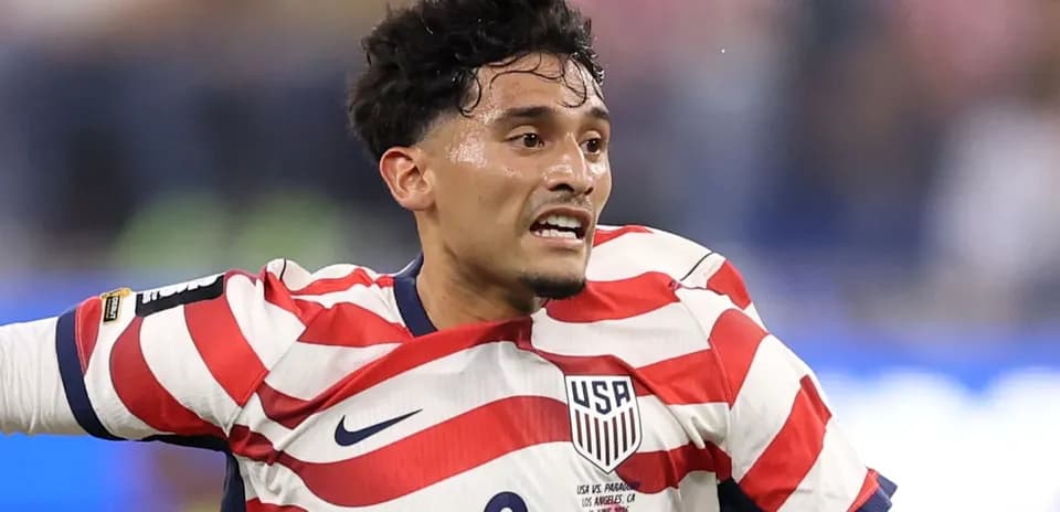 Jugador de Estados Unidos en acción durante el partido