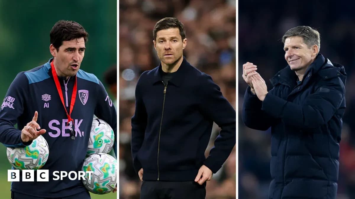 Tres entrenadores en diferentes momentos de partido