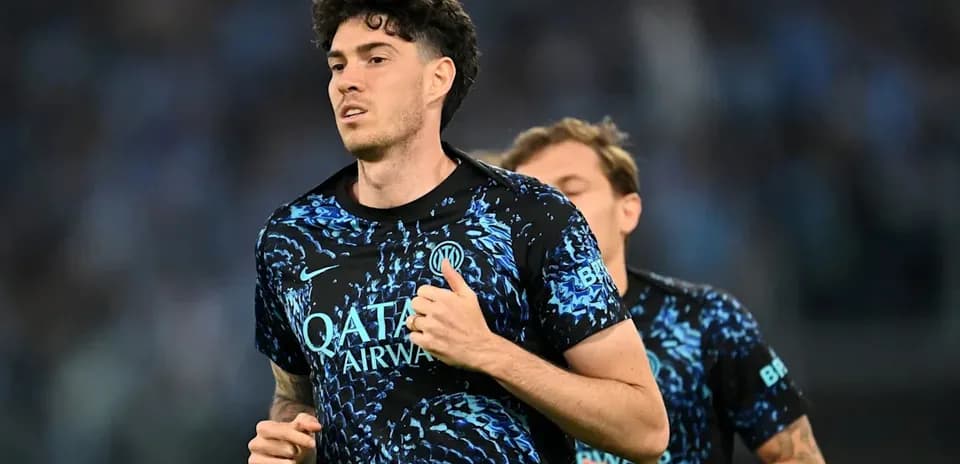 Jugador corriendo durante el calentamiento antes del partido