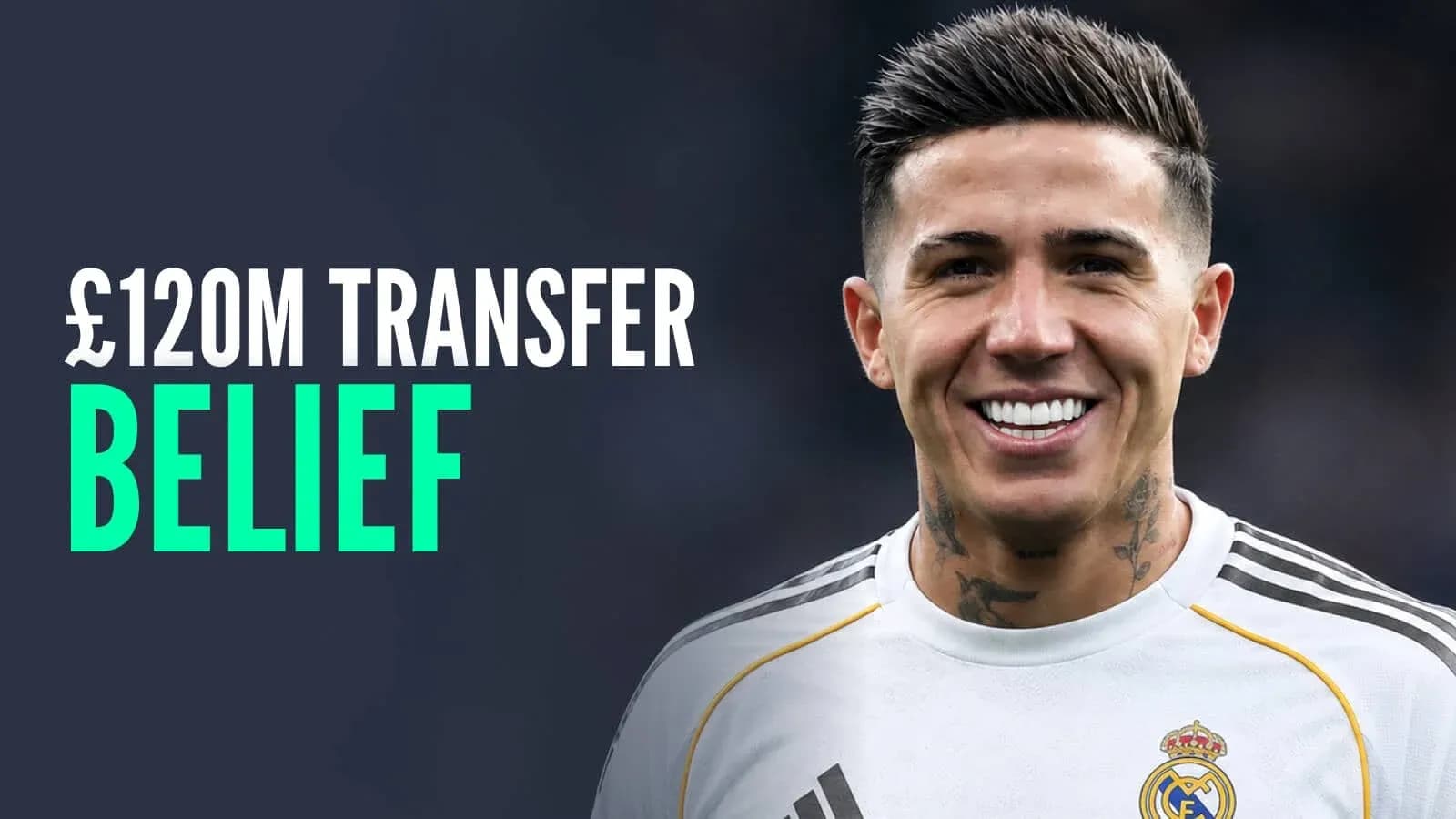 Jugador de fútbol sonriente con camiseta del Real Madrid