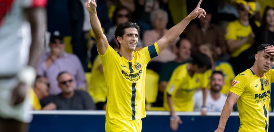 Jugador de Villarreal celebrando un gol