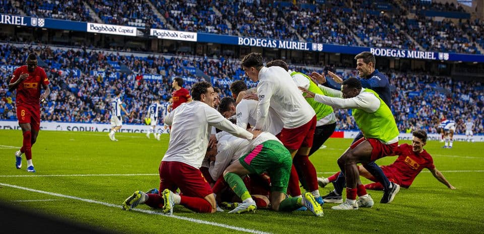 Jugadores de Valencia celebrando un gol