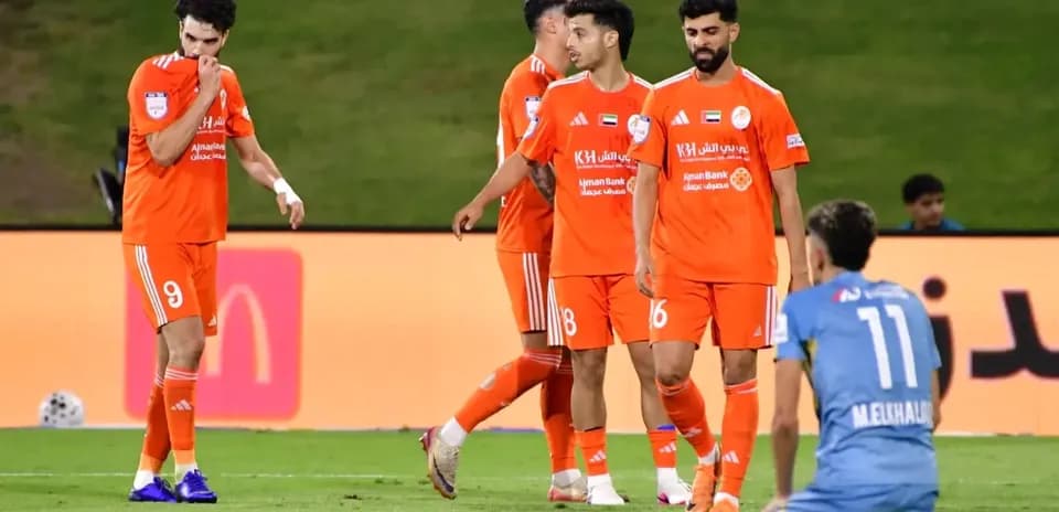 Jugadores de Dibba Al Fujairah U23 en el partido