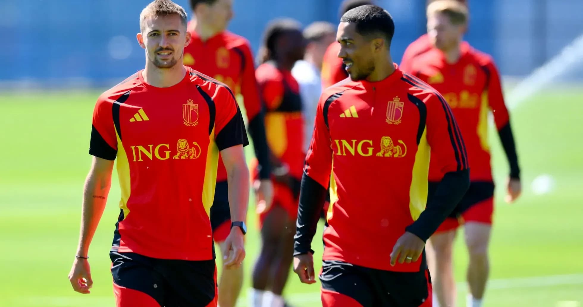Jugadores de Bélgica entrenando antes del partido