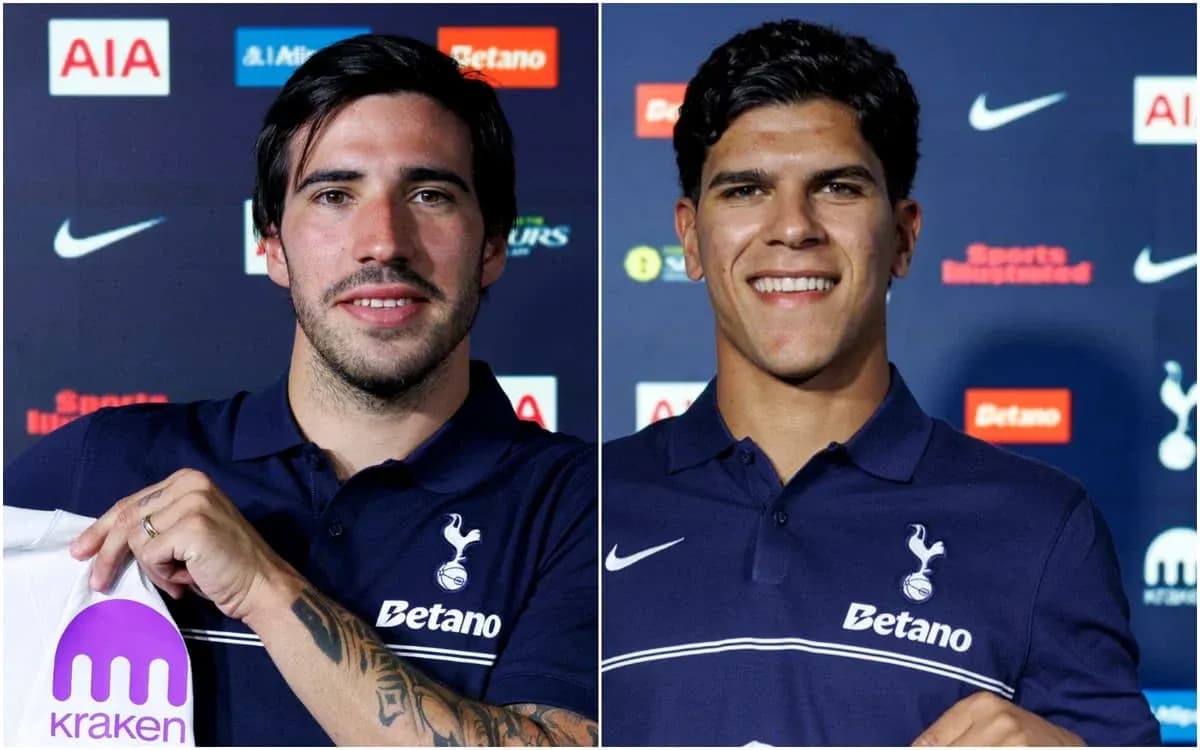 Dos jugadores de Tottenham en conferencia de prensa