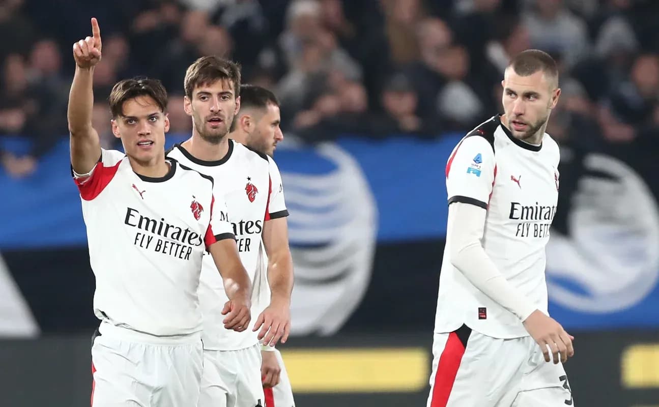 Jugadores del AC Milan celebrando un gol