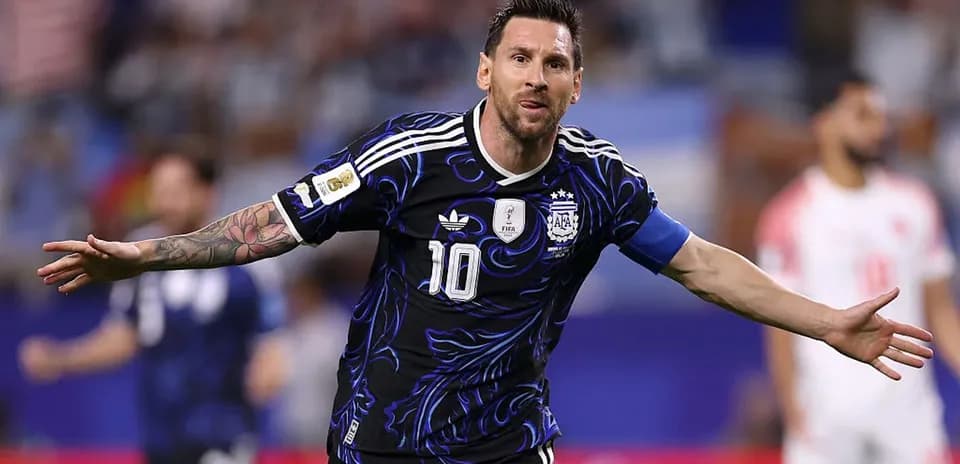 Lionel Messi celebrando un gol con Argentina