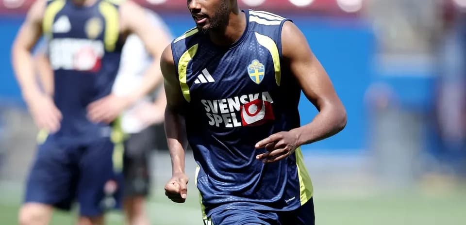 Entrenamiento de jugador sueco antes del partido