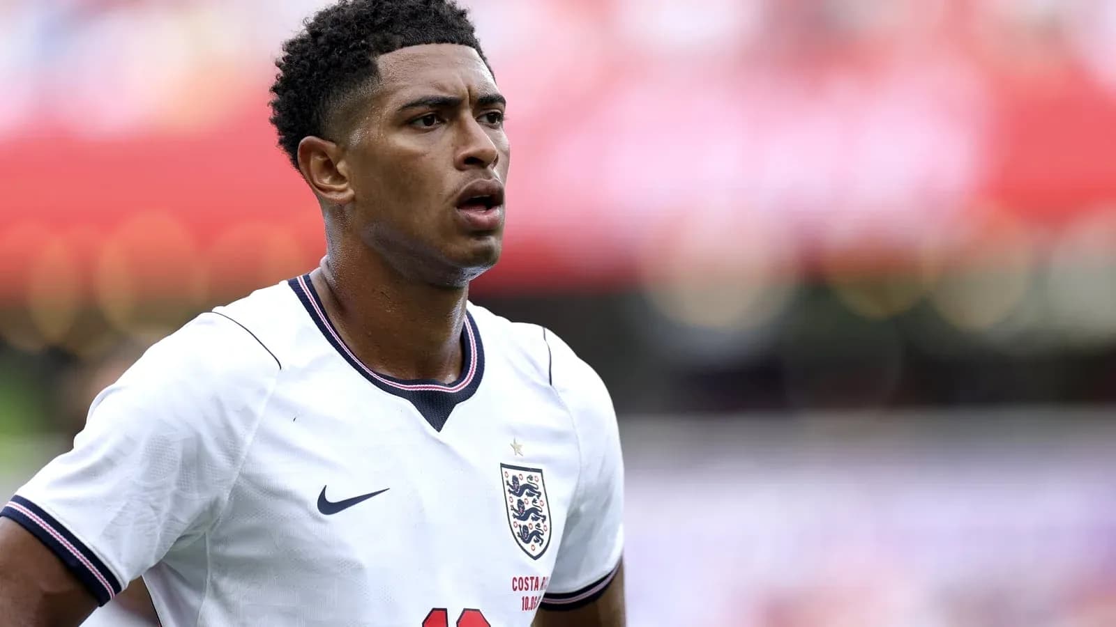 Jugador de Inglaterra en el campo durante un partido