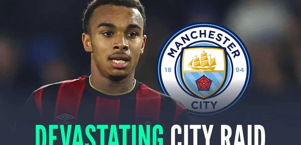 Jugador con camiseta de Bournemouth y logo de Manchester City