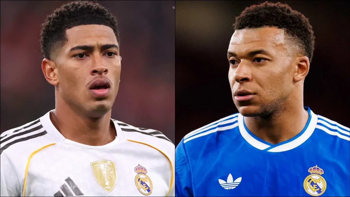 Jugadores de fútbol en uniforme de Real Madrid