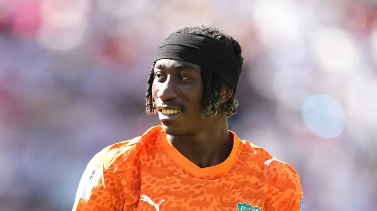 Portero de Costa de Marfil durante el partido