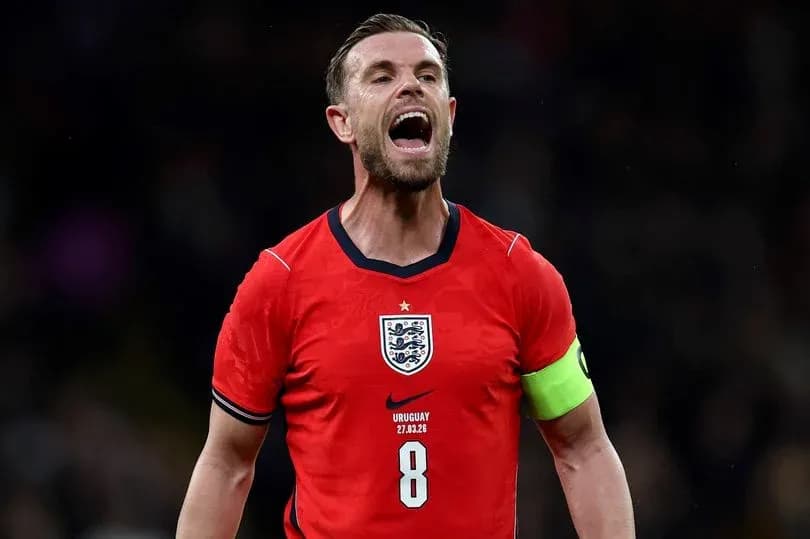 Jugador de Inglaterra gritando durante el partido Jugador de Inglaterra gritando durante el partido