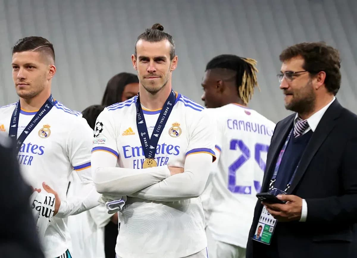 Jugadores del Real Madrid con medallas tras el partido Jugadores del Real Madrid con medallas tras el partido