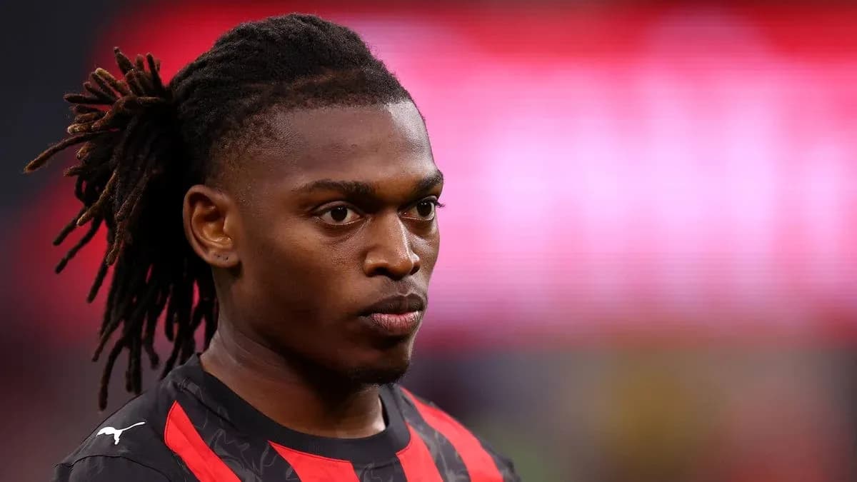 Jugador con trenzas mirando hacia adelante Jugador con trenzas mirando hacia adelante