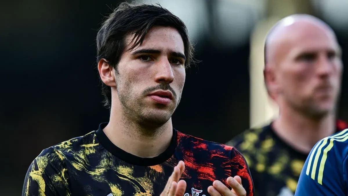 Jugador aplaudiendo durante calentamiento antes del partido Jugador aplaudiendo durante calentamiento antes del partido