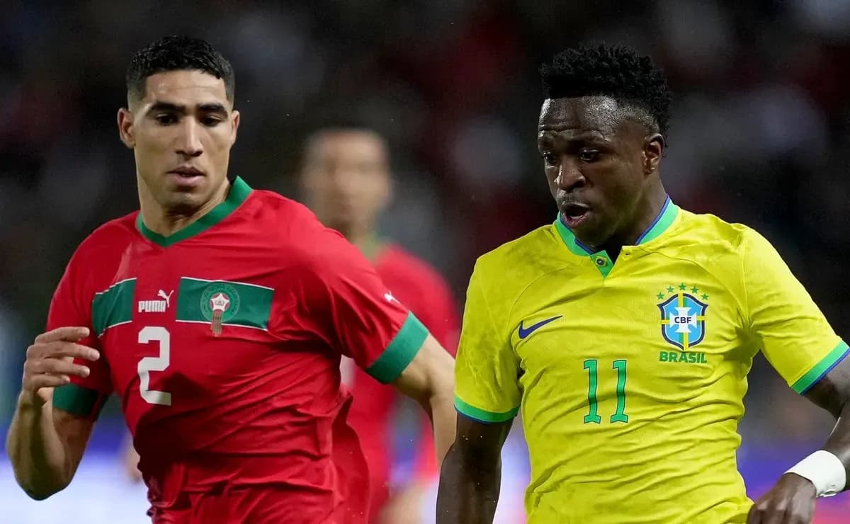 Jugadores de Brasil y Marruecos en acción Jugadores de Brasil y Marruecos en acción